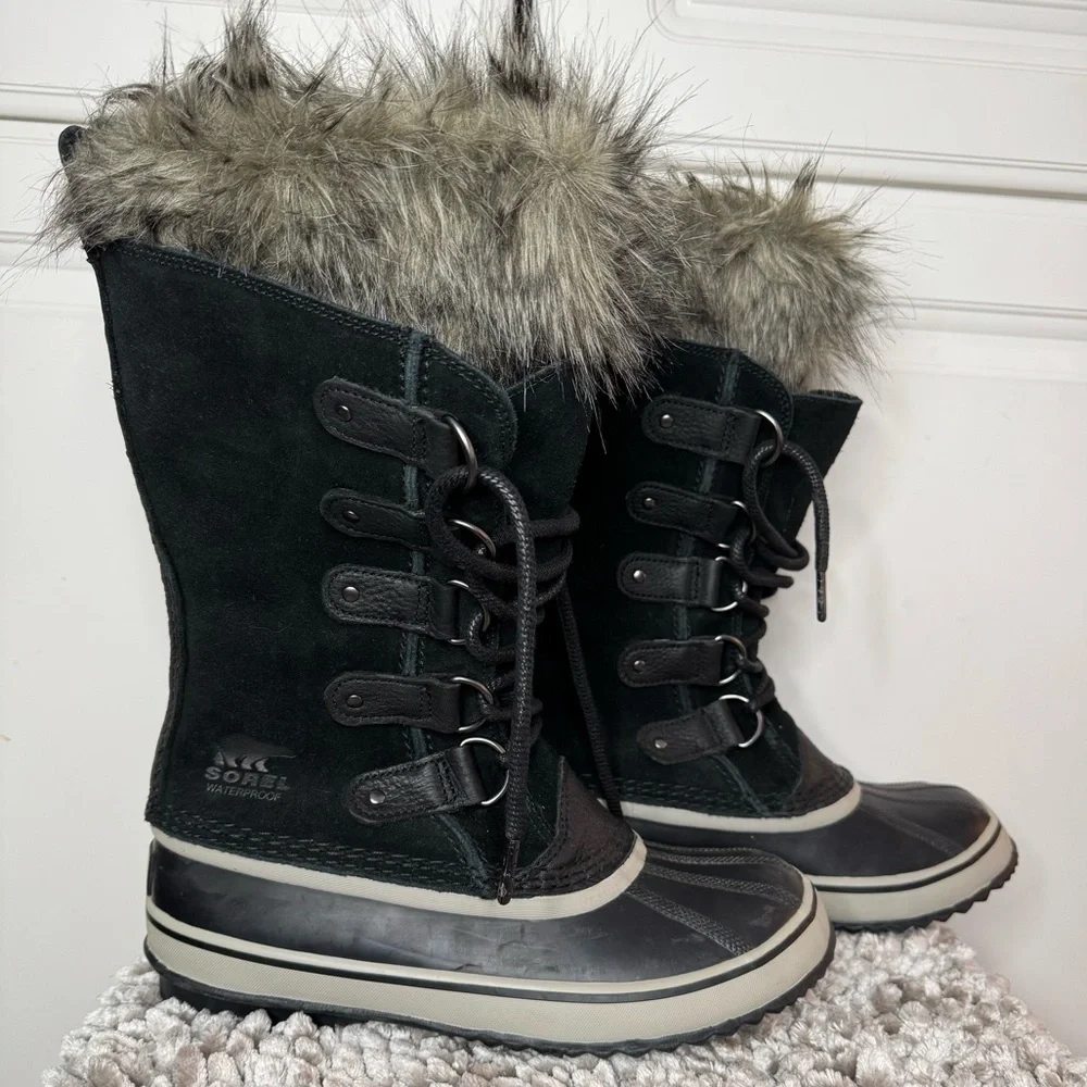 SOREL JOAN OF ARCTIC™ BOOTS